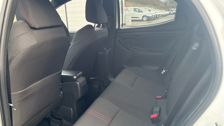 Toyota Yaris 1.5 Hybrid GR Sport 5dr CVT Hybrid Hatchback